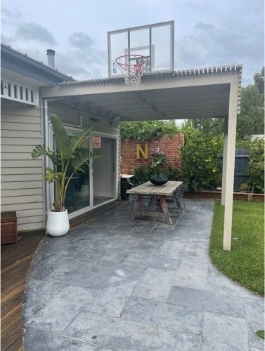 Lyric, Alphington 34