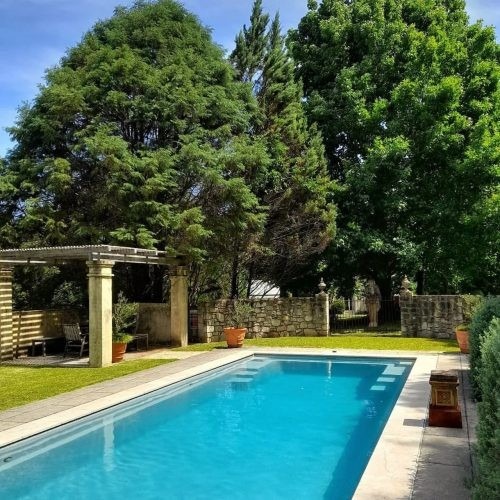 Les Beaux, Bangalow37