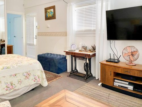 Vintage, Chifley-03