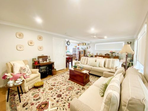 Vintage, Chifley-14