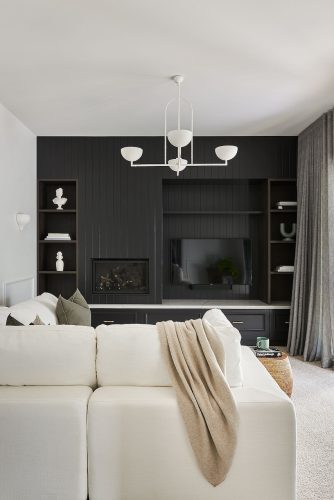 Californian Charm, Manifold Heights 17