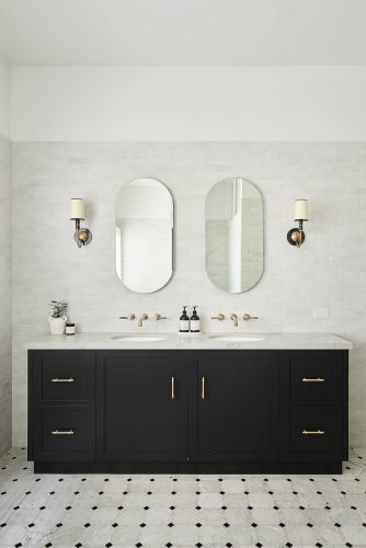 Californian Charm, Manifold Heights 21