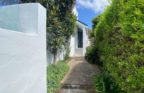 Eris, Mosman 17