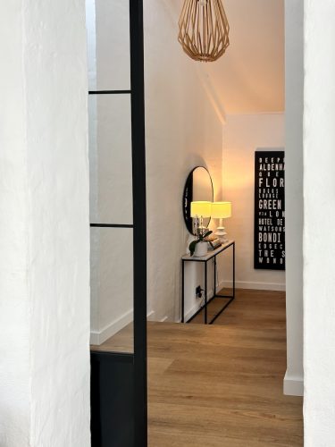 Eris, Mosman 3