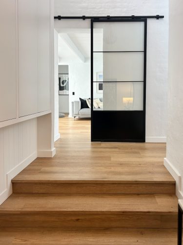 Eris, Mosman 4
