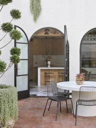 Interlude, Dover Heights 9