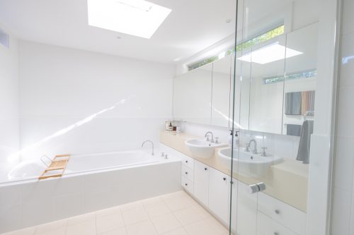 Lockwood, Hawthorn East 15