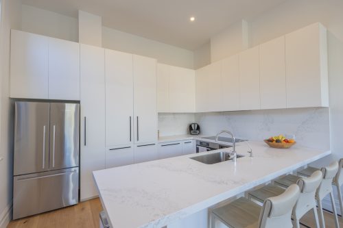 Lockwood, Hawthorn East 23