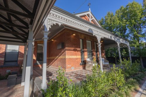 Lockwood, Hawthorn East 39