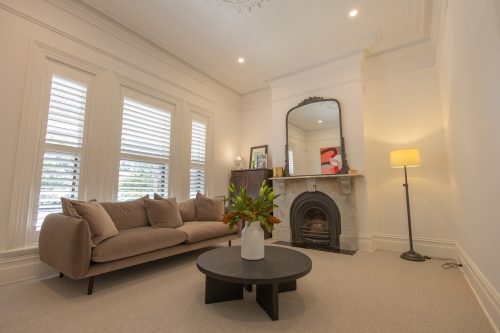 Lockwood, Hawthorn East 8
