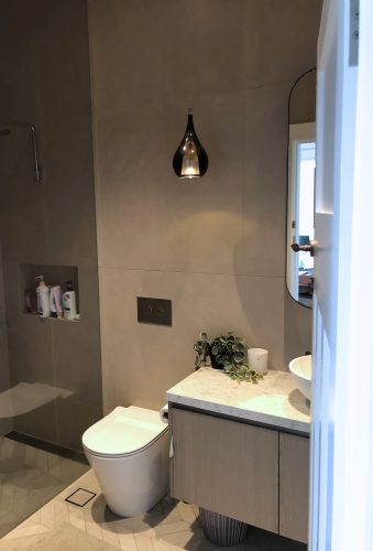 Madeleine, Bellevue Hill 9