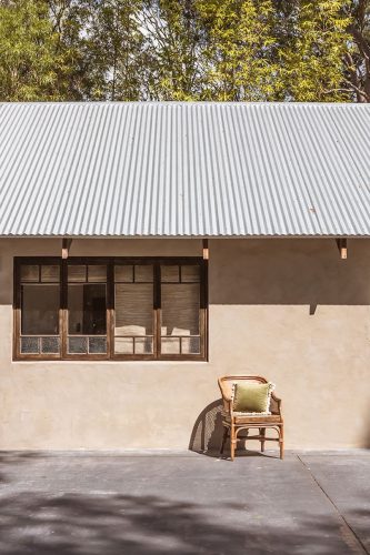 Runaway Studio, Elanora 20