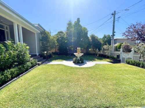 Sunny Side Up, Essendon 23