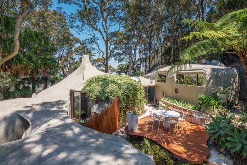 The Mud House, Newport 9