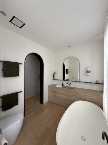 HARLEYS CLOVELLY93 ENSUITE
