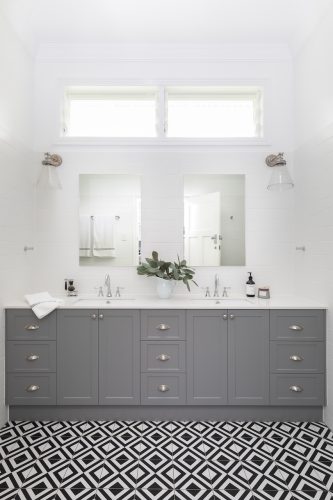 Isadora, Kelvin Grove 51