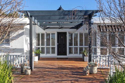 Lola, Mount Martha 2