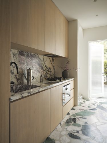 Milan Affair, Bellevue Hill 45