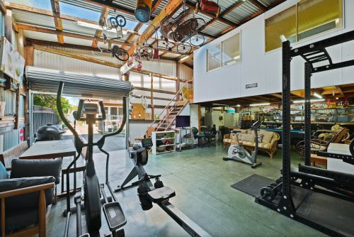 garage