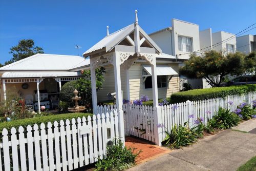 Vintage, Chifley 44