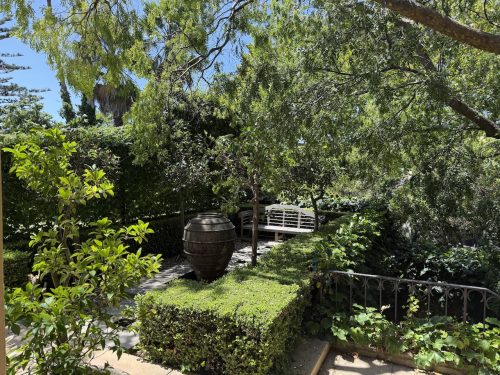 2BELLE MAISON