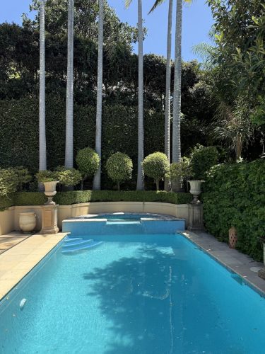 57BELLE MAISON