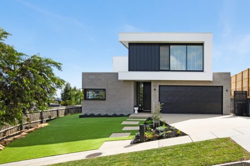 Lealand House, Highton