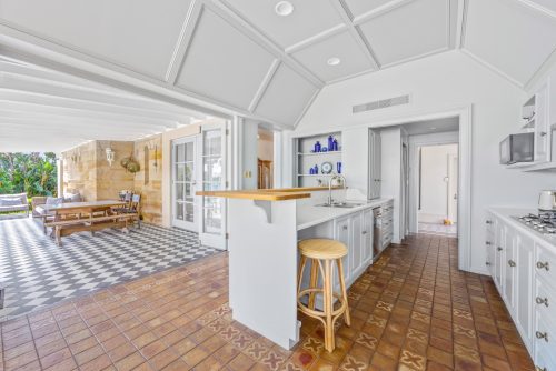 kitchen laundry