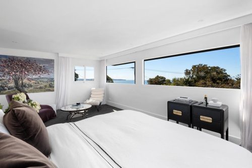 Takai, Palm Beach 27