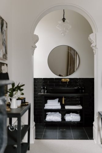 Petal Hotel, Moss Vale 34