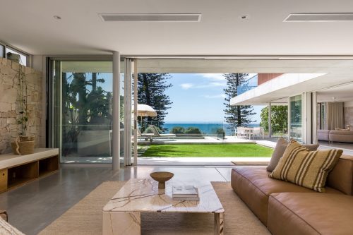 Double Take, Cabarita Beach - 2503-48