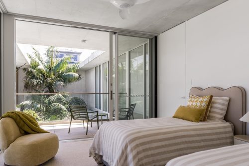Double Take, Cabarita Beach - 2503-68