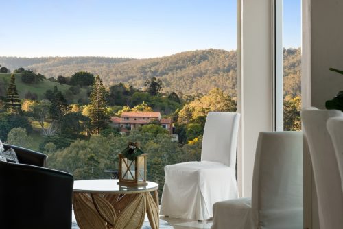 Summer Villa, Pullenvale 11