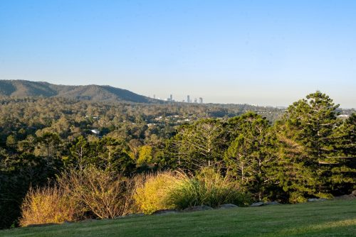 Summer Villa, Pullenvale 12