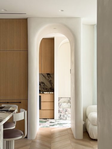 MILAN AFFAIR115