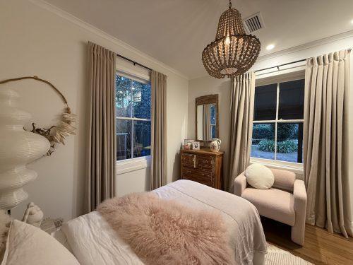 Betty guest room single4