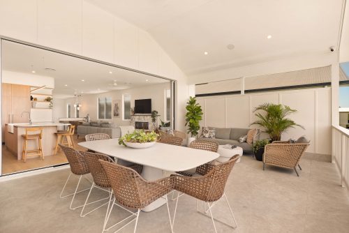 Daylight, Hendra-14