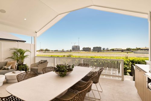 Daylight, Hendra-17