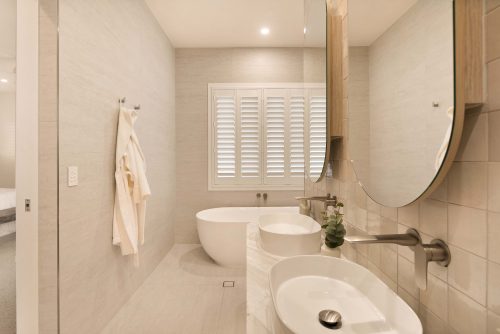 Daylight, Hendra-40