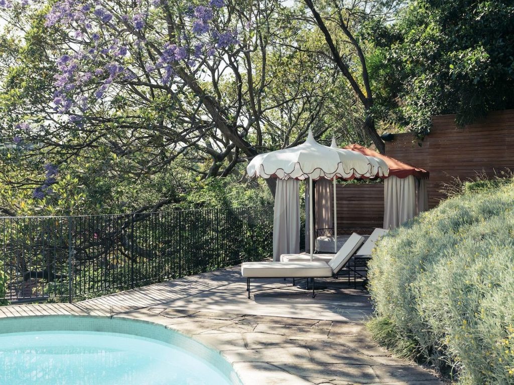 Hotel California, Woollahra