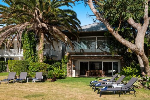Sundowner, Palm Beach 20