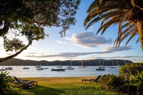 Sundowner, Palm Beach 27