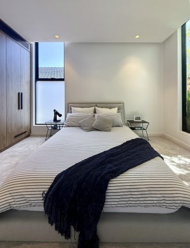 Symphony, Rosebery 12