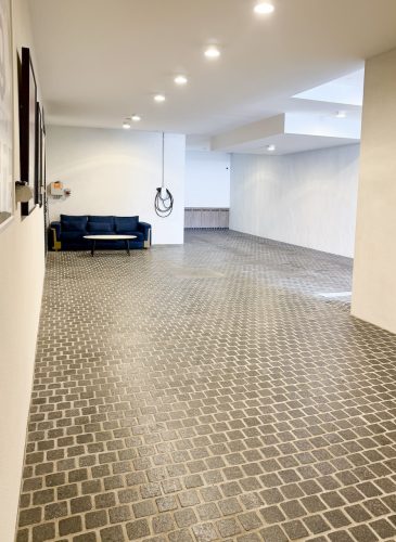 Symphony, Rosebery 21
