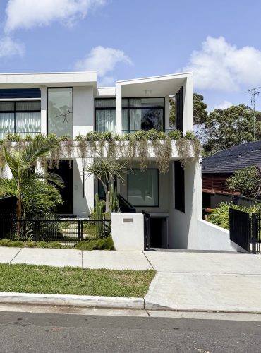 Symphony, Rosebery 25