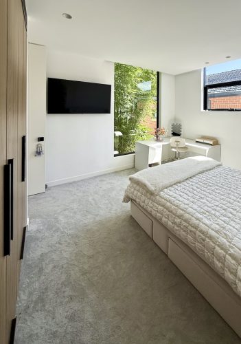 Symphony, Rosebery 3