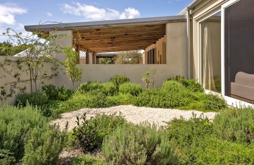 La Dimora, Newrybar - garden courtyard