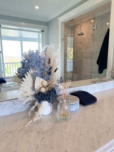 Romance, Terrey Hills