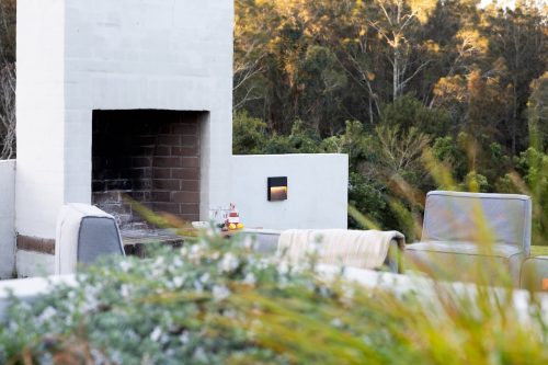 Lakeside Retreat, Whoota24
