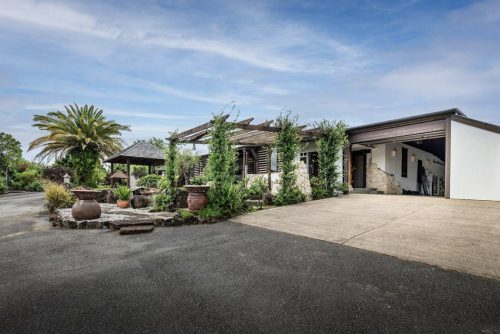 garage